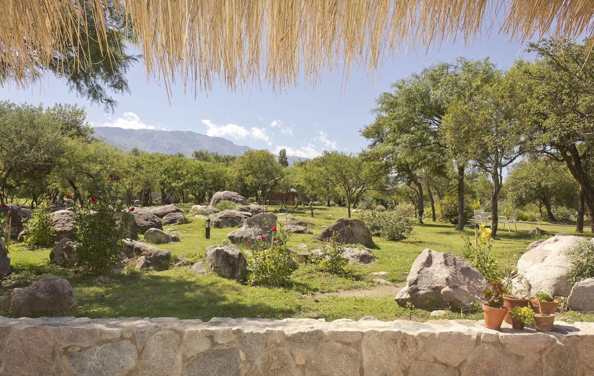 Las Dalias Villa de las Rosas Exterior foto